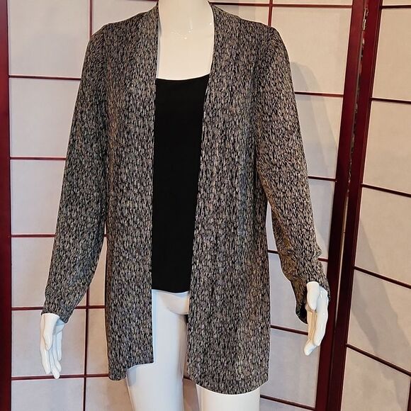 VeVe Collection by Vikki Vi Black & White Open-faced Cardigan - Picture 2 of 7